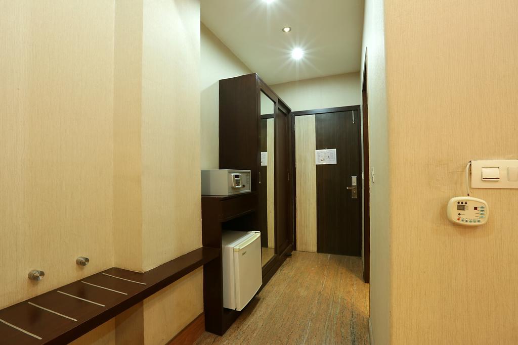 Hotel Corporate Regency Nowe Delhi Zewnętrze zdjęcie
